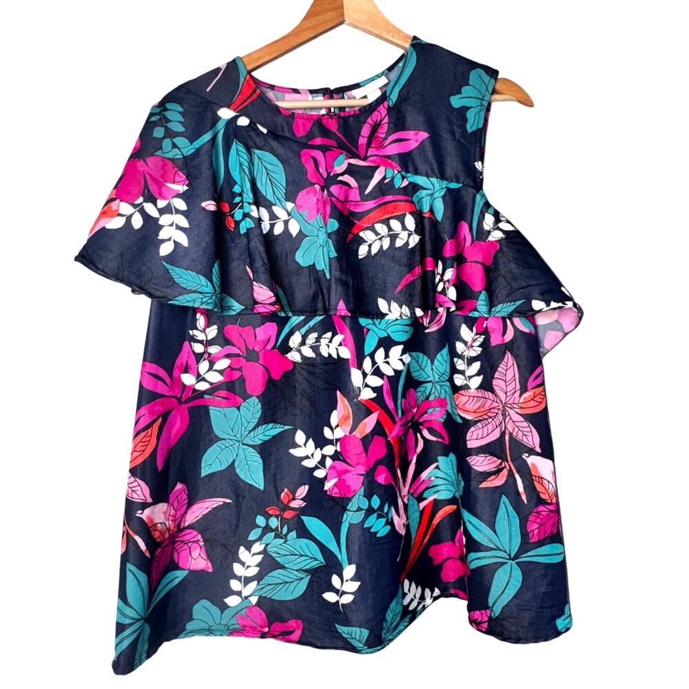 Isabel Maternity Floral Top Size Medium